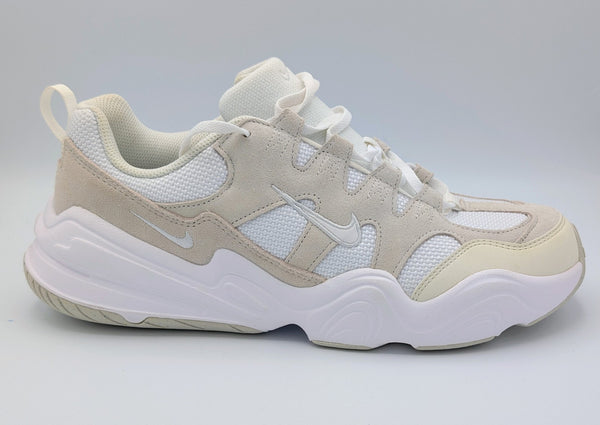 EUR 44,5 Nike Tech Hera (FJ9532-100): Photon Dust White